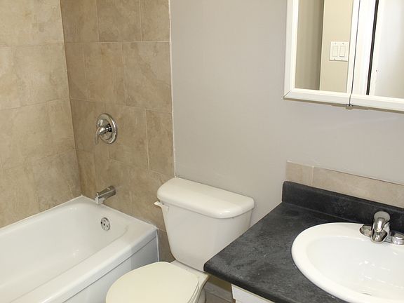 4th image of 10016 152nd St NW