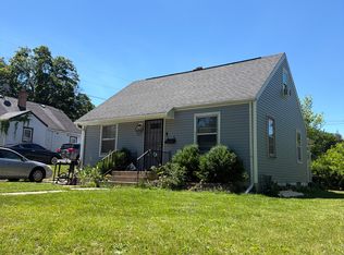 1121 S Sunset Ave, Rockford, IL 61102