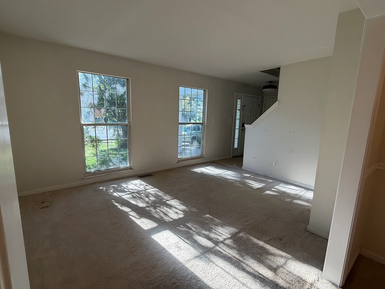 Flattop Ct, Ashburn — Photo 3