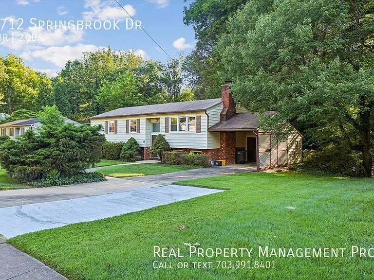 4712 Springbrook Dr — Photo 2
