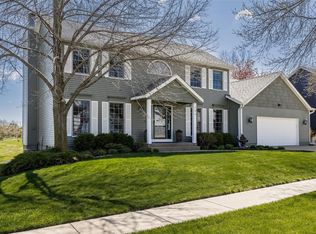 303 Rockvalley Dr SW, Cedar Rapids, IA 52404