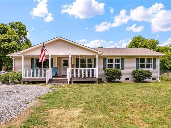 1454 Lincoln St, Eden, NC 27288