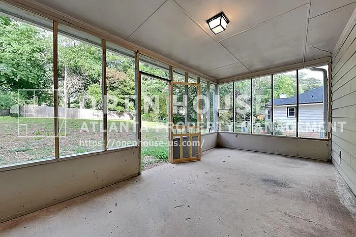 2075 Pinella Dr — Photo 19