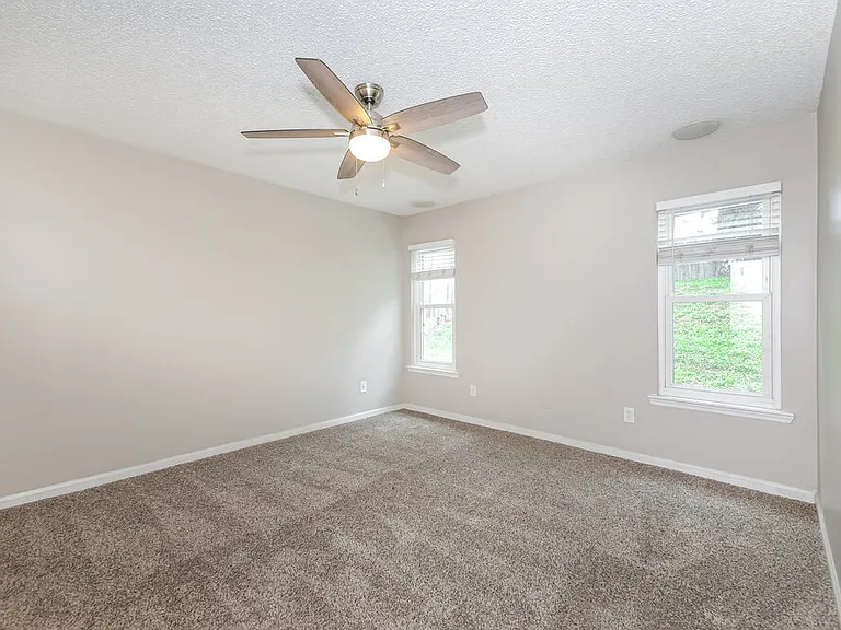 12639 Ashmore Green Dr N — Photo 9