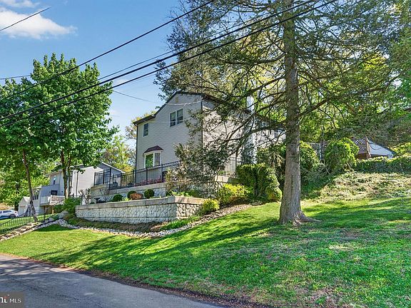 3rd image of 139 Playwicki St