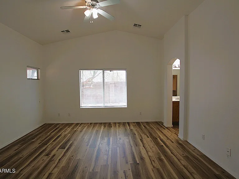 25735 W Elwood St — Photo 20