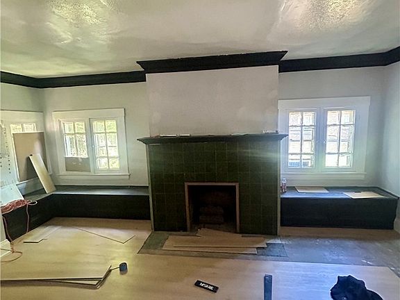 3rd image of 18117 Euclid Ave