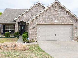 2207 Park Ave, Van Buren, AR 72956