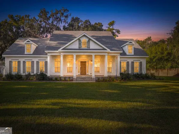 211 Hampton Point Dr, Saint Simons Island, GA 31522
