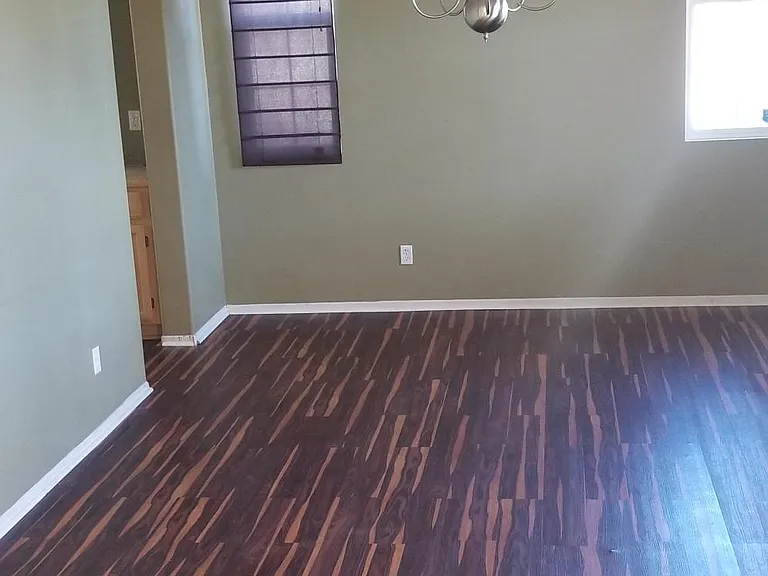 2337 Cypress St — Photo 3