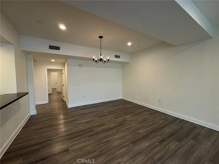 14934 Burbank Blvd #102 — Photo 7