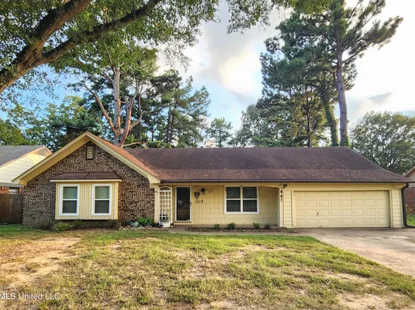 461 Lake Shore Dr N, Southaven, MS 38671