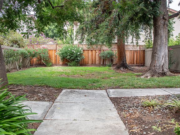 4th image of 254 Truckee Ln