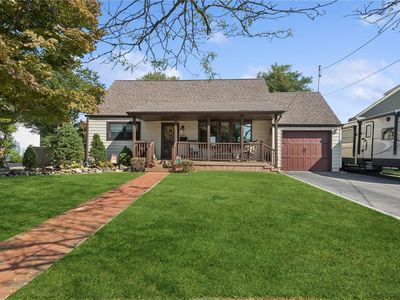 145 The Crescent, Babylon, NY, 11702