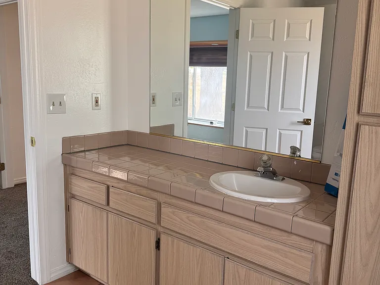 32 Browns Rd — Photo 12