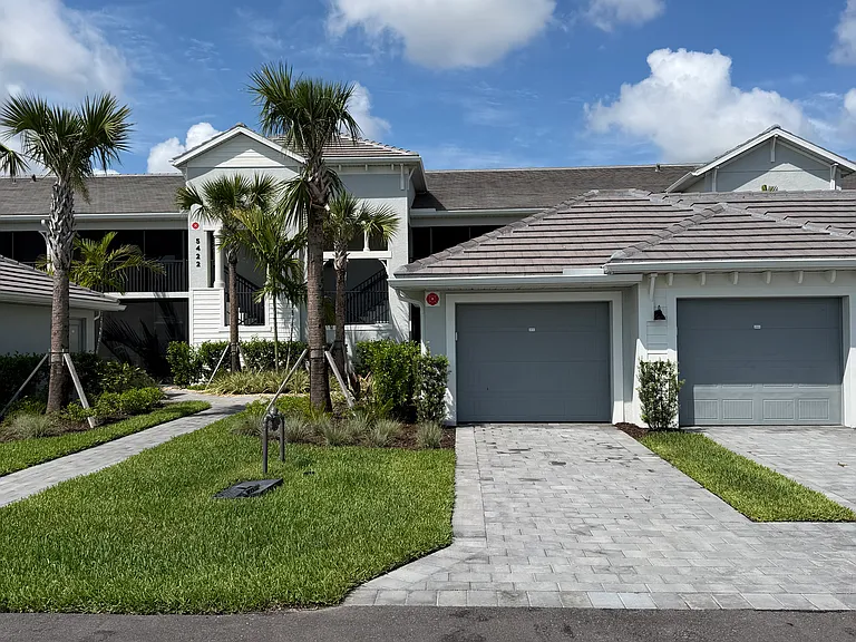 5422 Double Eagle Cir #2414 — Photo 5