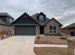 18149 Autumn Grove Dr, Edmond, OK 73012