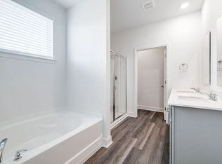 271 Fox Rd, Richmond Hill, GA 31324