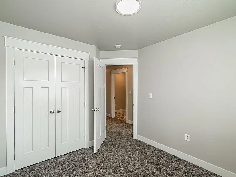 380 S 3 W #203 — Photo 18
