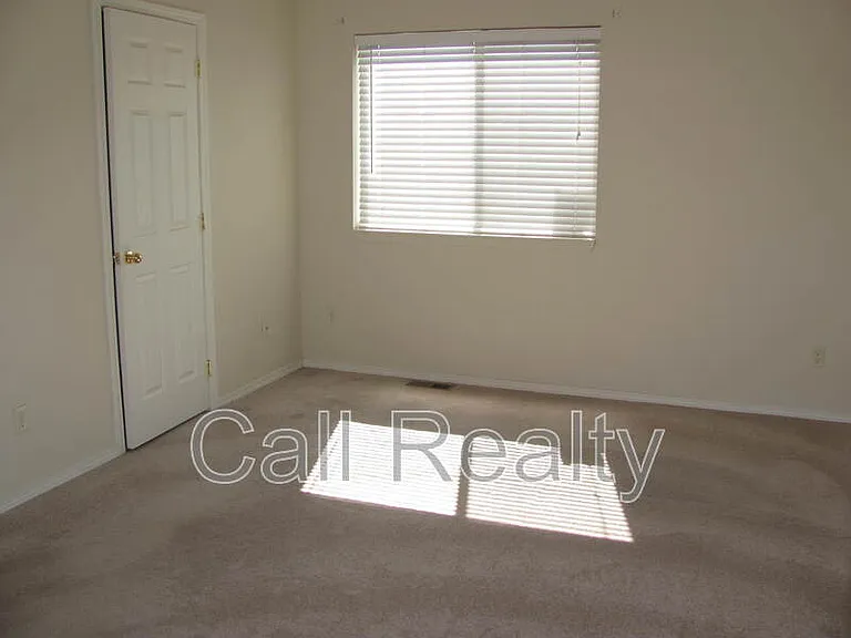 9812 N Orch — Photo 4