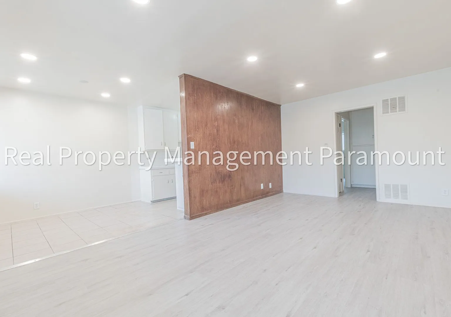 3910 Stevely Ave — Photo 2