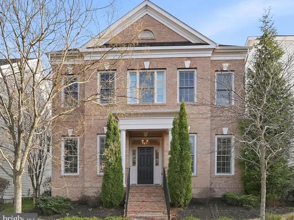 5338 Camberley Ave, Bethesda, MD 20814