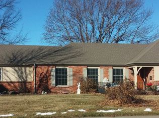 303 N 25th St, Beatrice, NE 68310