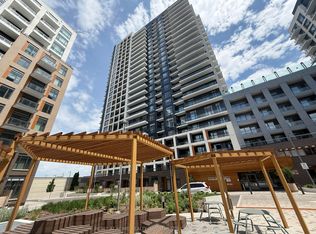7950 Bathurst St #427, Vaughan, ON L4J 0B8