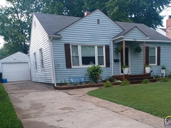 710 SW Grandview Ave, Topeka, KS 66606
