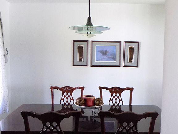 5th image of 2734 Saratoga Dr