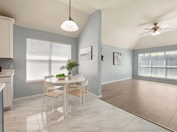 3013 Peppercorn Dr, Euless, TX 76039