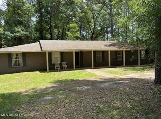 172 Timberlane Dr, Monticello, MS 39654