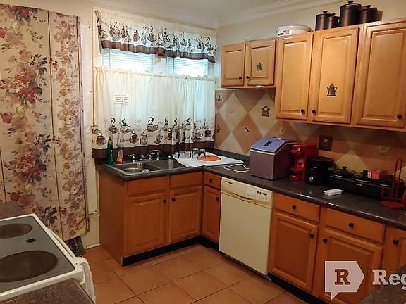 2nd image of 1139 Ryland Ave