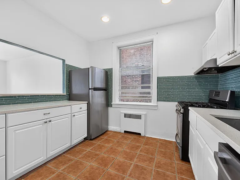 108 Palisade Ave #A2 — Photo 8
