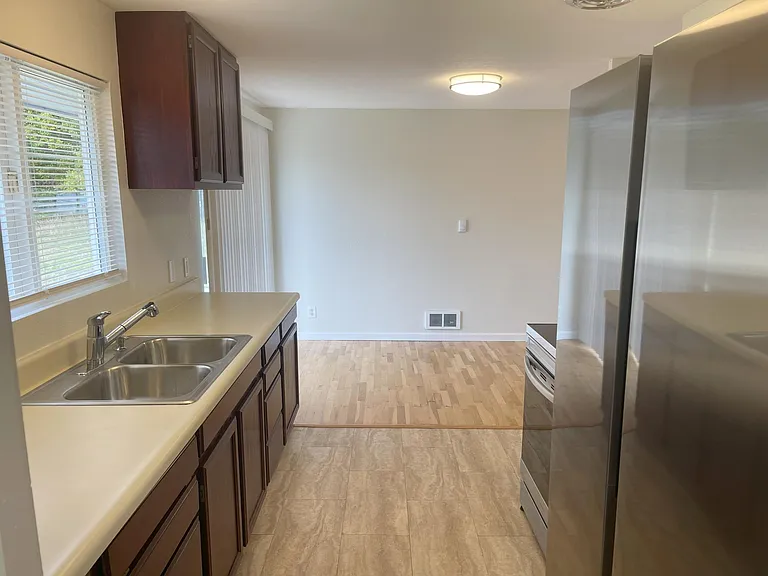 509 S Montesano St #2 — Photo 17