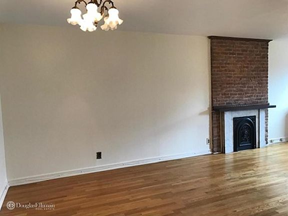 3rd image of 139 Amity St APT 3