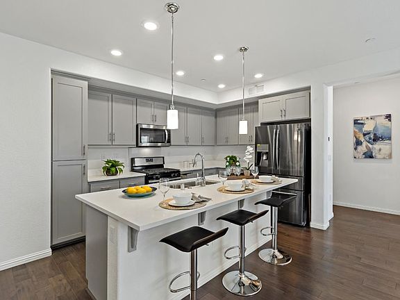 3rd image of 1816 Slate Pl