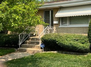 25 N Taft Ave, Hillside, IL 60162