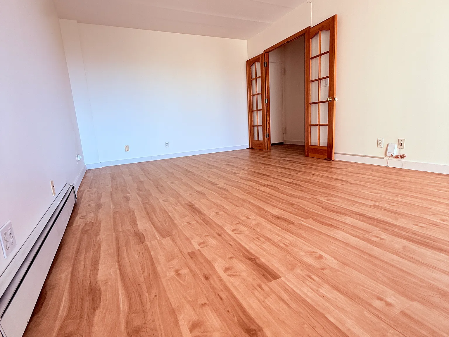 1 bed, $2,400 — Photo 2