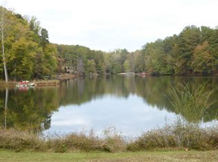 710 Kenilworth Cir, Stone Mountain, GA 30083