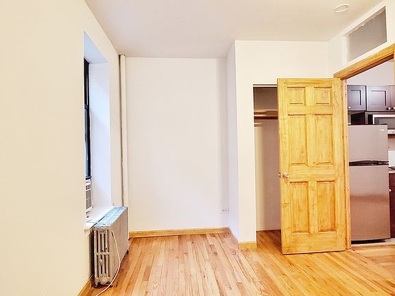 4th image of 162 E 88th St APT 7