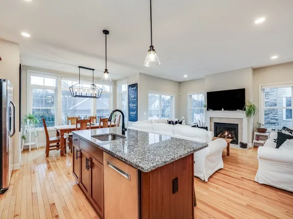19 Boatwrights Loop, Plymouth, MA 02360