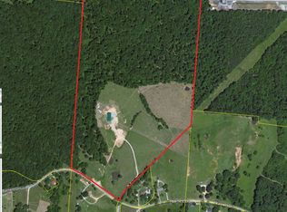 60 Barnett Dr, Leoma, TN 38468