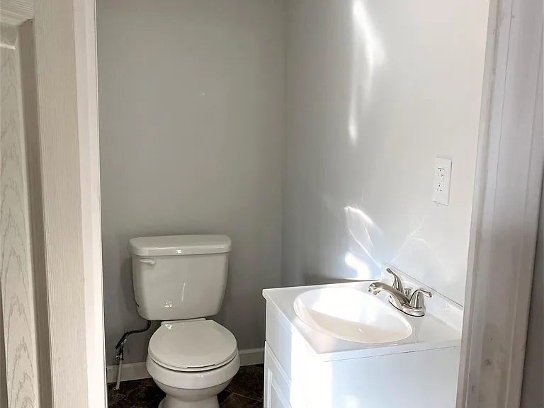 23 Walker St — Photo 3