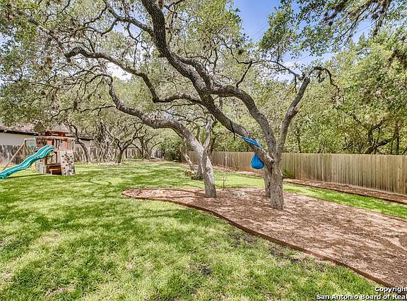 2nd image of 2051 Thicket Trail Dr