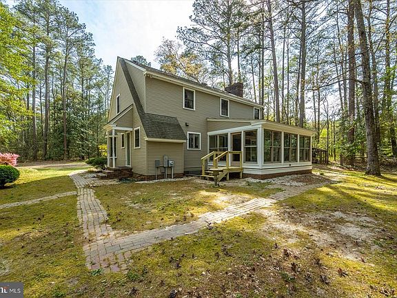 4th image of 3531 Tall Pines Ln