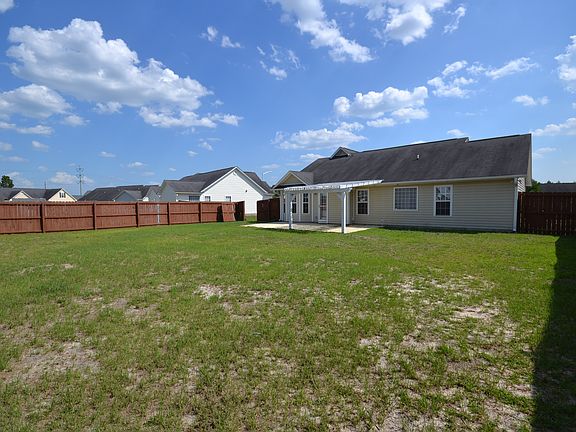5th image of 3670 Pioneer Dr