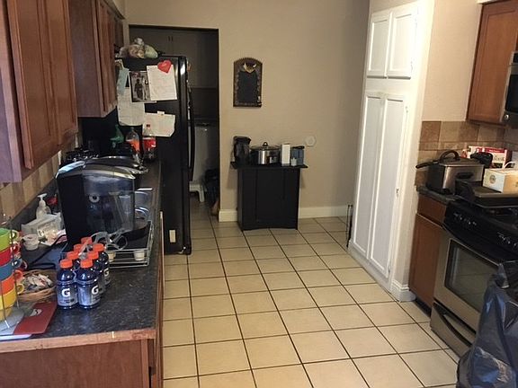 4th image of 6302 Silver Cliff Ct