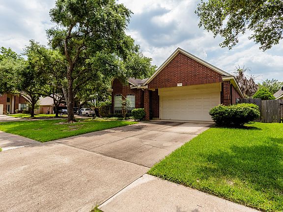4th image of 218 Windrift Ct