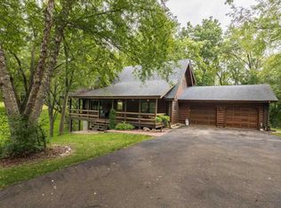 2735 221st St, De Witt, IA 52742